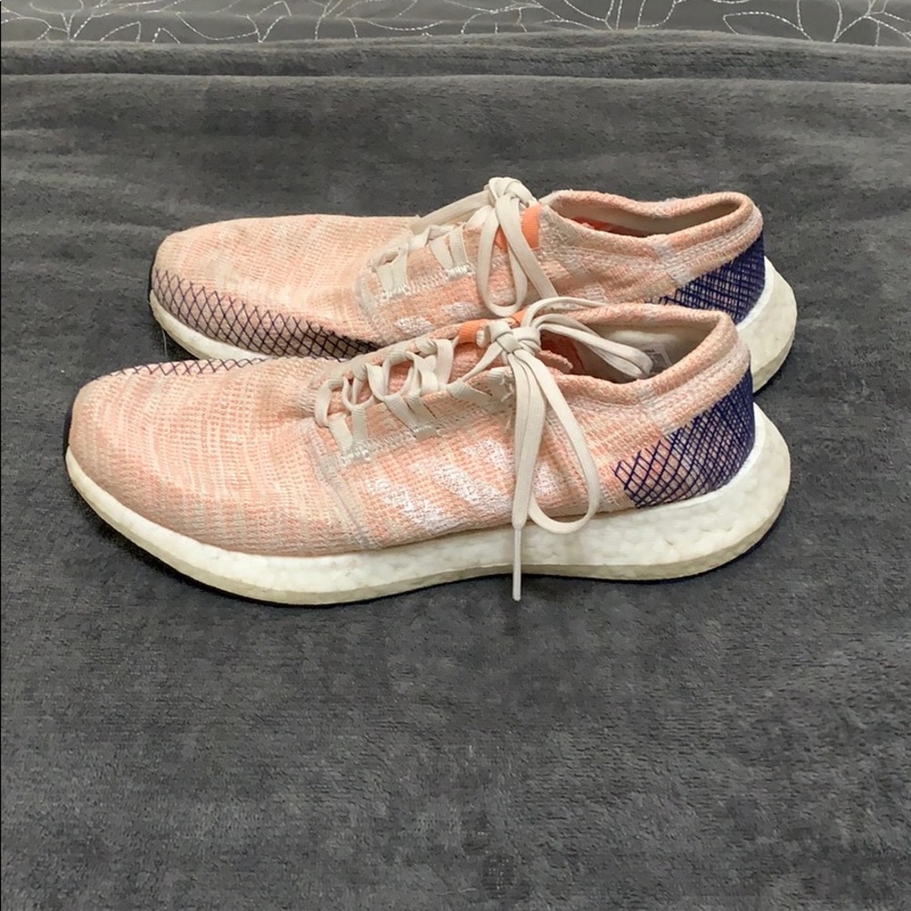 Running shoes